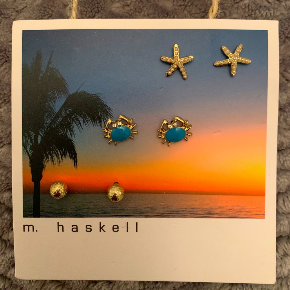 Stud Earrings